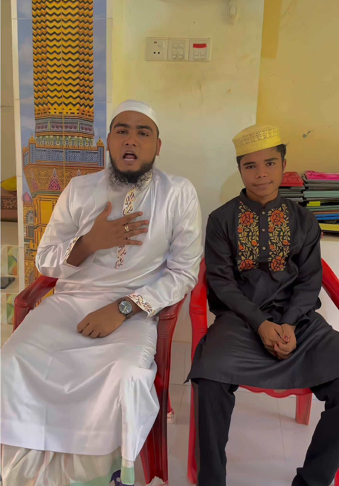 #🕋যার মায়াবী কন্ঠ শুনলে পাগল হইয়া জাই🤲@Azadur Rahman Bhola official 