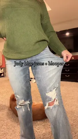 Posting anyway 😂 #90sjeans #judyblue #fallfashion @Kaliroseboutique #stretchyjeans 
