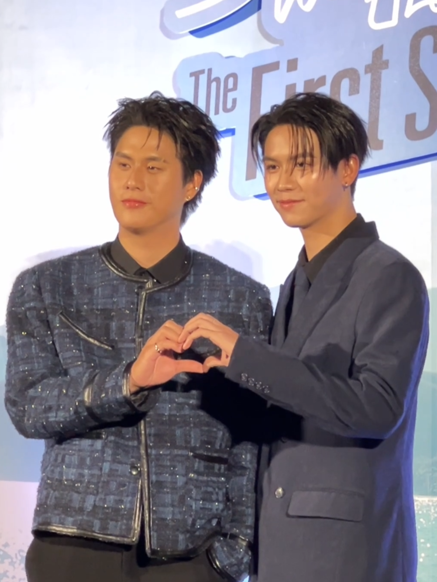 ก่อนที่ทุกคนจะไปเจอเจ้าชายบนชายหาดกัน แอดขอเสิร์ฟเจ้าชายบนสยามพารากอนก่อนแล้วกันนะคะ 🫠 🌊 งาน “That Summer ผมเจอเจ้าชายบนชายหาด : The First Sunshine” ณ พารากอน ซีนีเพล็กซ์ โรงภาพยนต์สยามภาวลัย ชั้น 6 สยามพารากอน #ThatSummerSeries #วินนี่สตางค์ #WinnySatang #winynny #satangks #SiamParagon #ThatSummerSeriesEp1