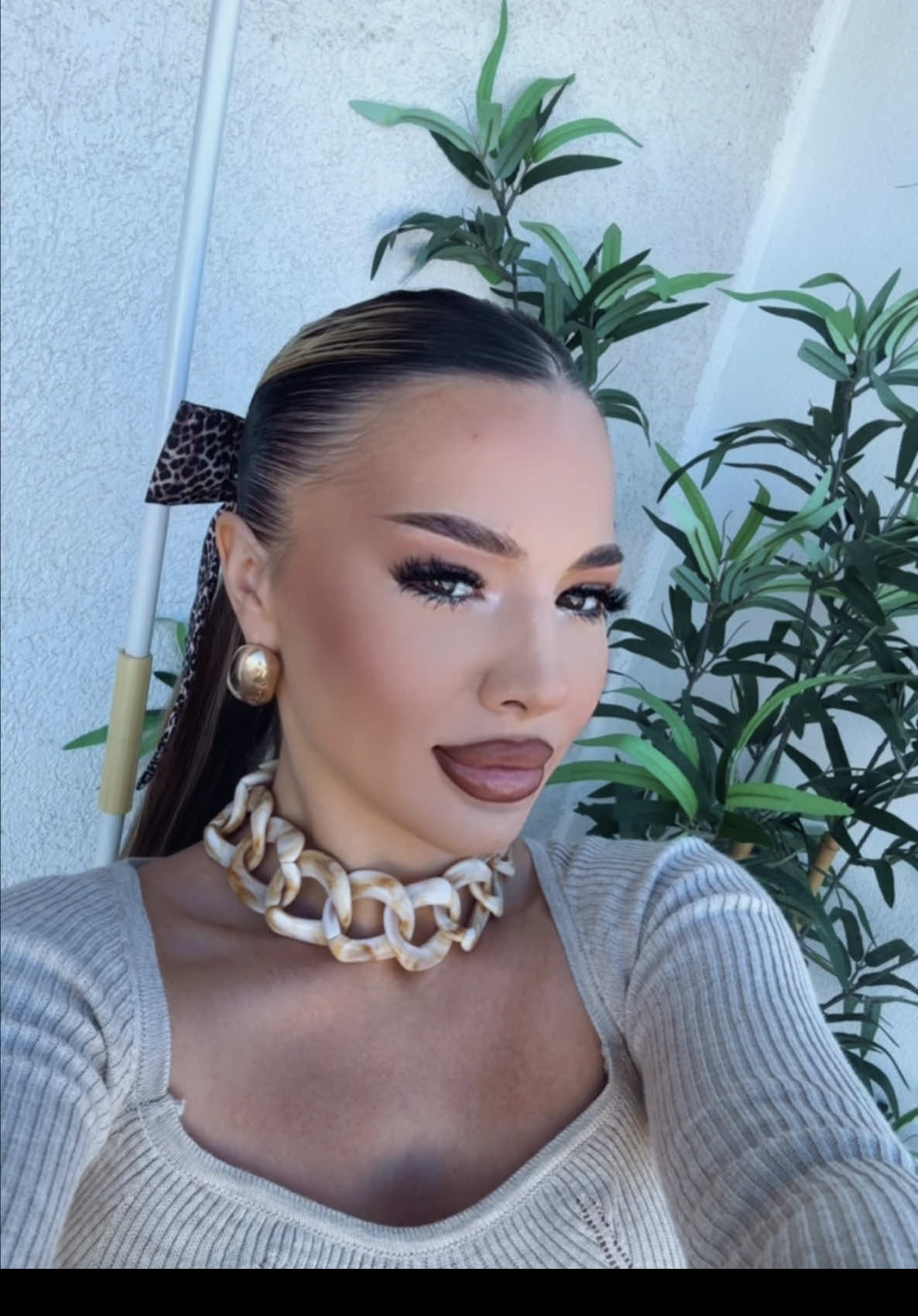 10 kg pe plus, credeam că se văd mai tragic 🥹 rochița o găsiți în link ul meu din BIO!🫶