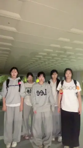 요즘 유행이라매 #추천 #챌린지 #09 #그만움직여챌린지 #추천뜨게해주세요관리자님 