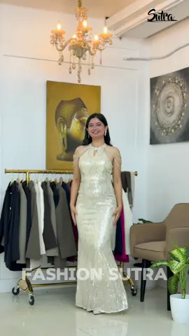 Sparkle a little brighter tonight. ✨#fashionsutra #foryou #fashionsutrasatdobato #fashionsutrabaneshwor #dashain_special @shreya_adhikari 