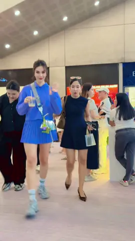 Sobrang Latina 😍😍@Catriona Gray 