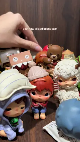 lemme get just one more 🤞🏻 #hirono #popmart #blindbox #fyp #foryoupage 