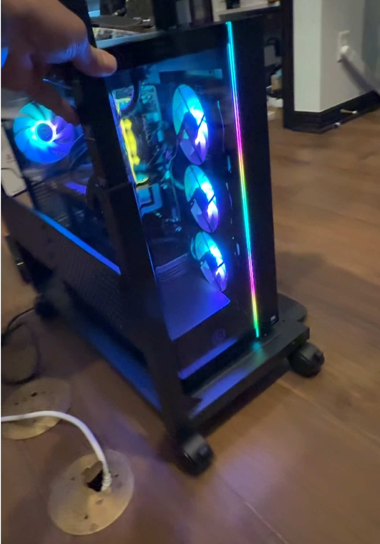You have to see this brand new #joxspringcomputerstand you can get now! #kahlagaming #Kahlatech  #TikTokShopRestock #NewArrivalsSurge  