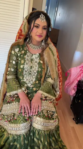 ⚜️Mehndi Bridal look⚜️ #mehndibride #pakistanibride #oxfordmakeupartist #londonmakeupartist #foryoupage❤️❤️ 