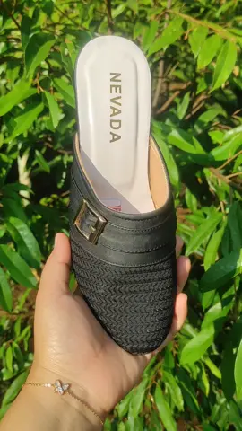 sandal slop wanita Nevada model kekinian  #sandal #sandalslop #sandalnevada #sandalmurah #sandalkekinian #rekomendasi #xyzbca #4u #fouryou #fypage 