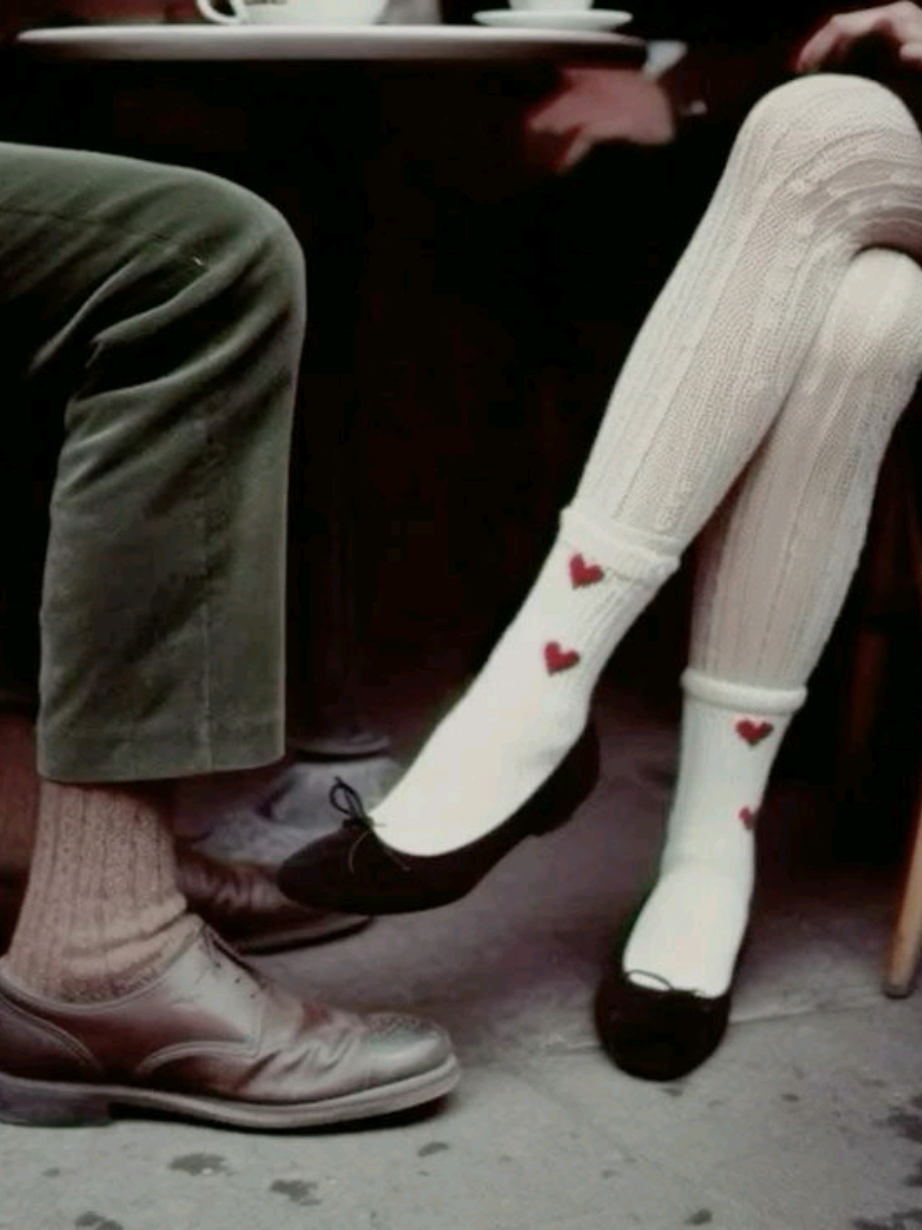 In the right eyes you will be art , and in the right place you will be the light . . . #Love #artoflove #fyp 