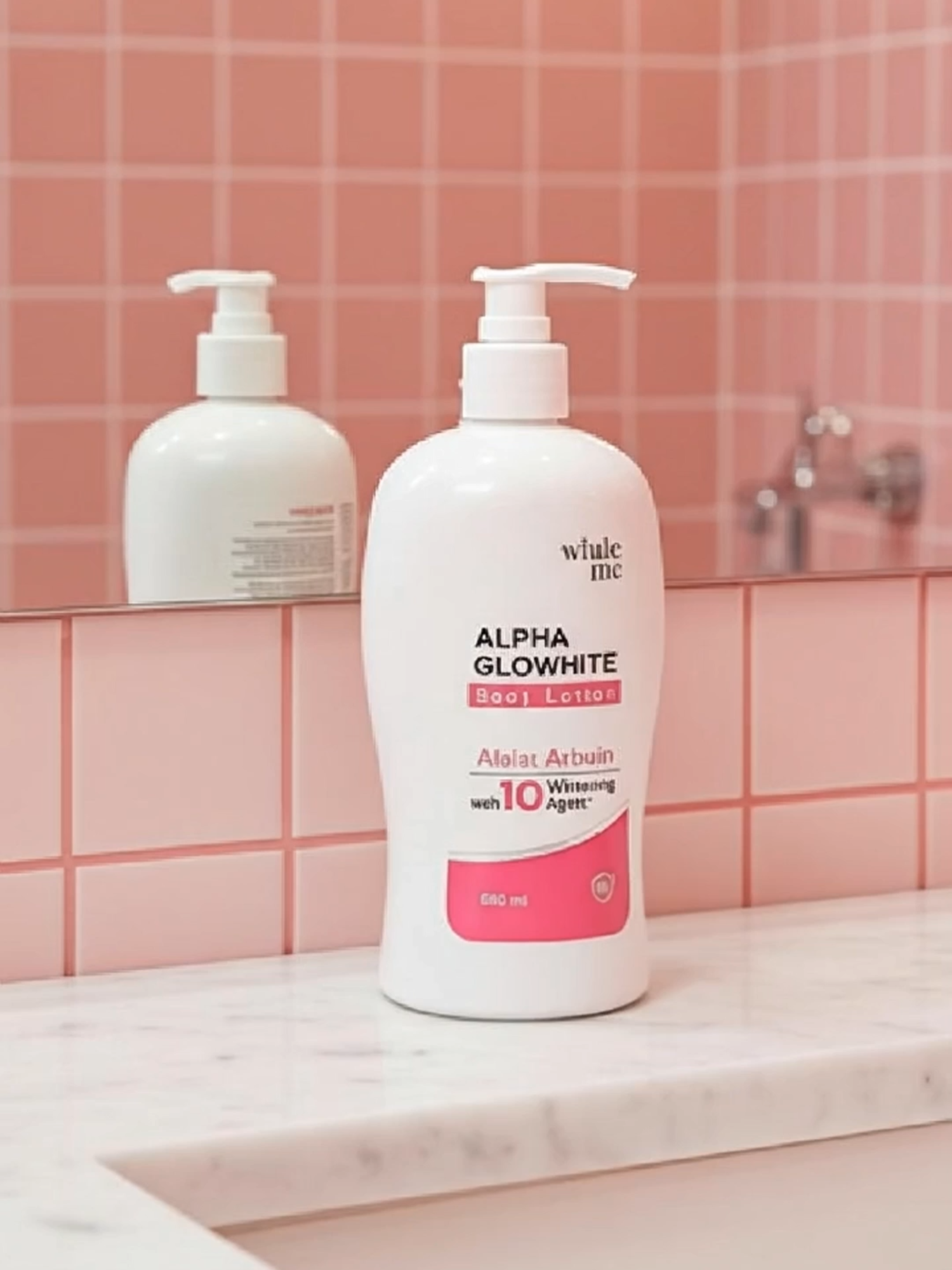 Setelah berbulan-bulan struggle sama kulit kusam, akhirnya aku nemuin solusi yang beneran ampuh! ✨ White Inc - Alpha Glowhite ini teksturnya ringan, wanginya mewah, dan yang paling penting: gak lengket sama sekali! Kulitku langsung kerasa lebih cerah dan sehat. Gak sabar mau pakai terus! 🥰