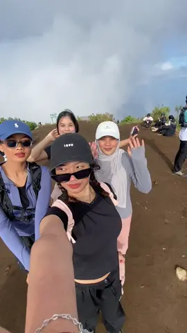 tebak dimana #promoseruweekend #gunung #puncak 