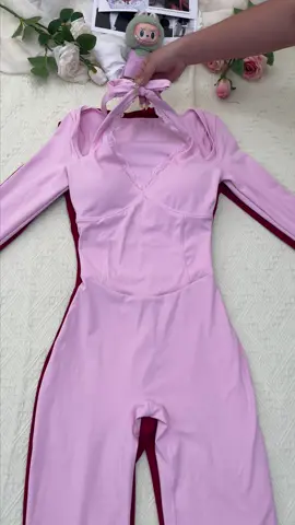 🔥 New Sexy Sports Jumpsuit | Deep V-Neck & Flare Pants | Must-Have Activewear 2025#tiktokshoprestock #spotlightfinds#VNeckJumpsuit #FlarePants #YogaOutfit         