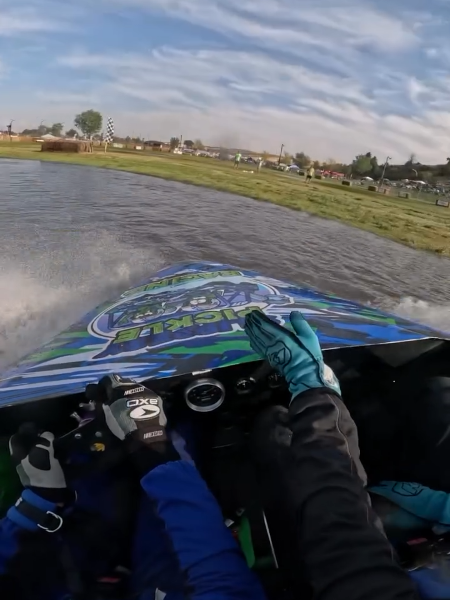 Back to back winners! 🔥 ( 🎥 @juggernautracing86 ) #Unreel #Extreme #Racing #Boatracing #Speedboat