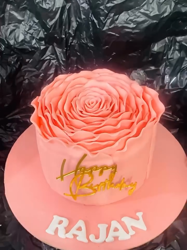 beautiful flower 🌹 cake  #flower #cakedecorating #ideas #foryou 