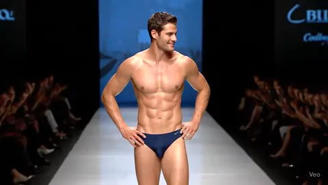 ผู้ชายเดินแบบชุดว่ายน้ำ #กล้ามท้อง #ผู้ชาย #lgbt #นายแบบ #AI 