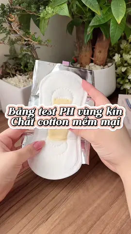 Nào có mùi thấy khó chịu cứ test thử nha mấy bà. Cô bé có vấn đề thì độ PH sẽ thay đổi làm màu bvs đổi theo nè #bvs #phukhoa #phunu #chamsoccobe #dodungcanhan 