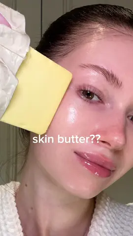 Mary&May Idebenone Blackberry Intense Cream 🧈 Use the code LADA10SALE to get a discount 💛 Link in my bio 🔗 #marynmay #koreanskincare #koreanmoisturizer #hydratingcream #skinbarrier @Mary&May Official 