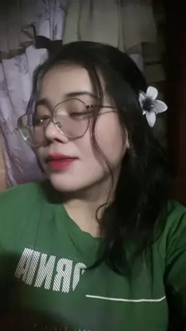 mna jdoh sye. ataw ada si sberang🥰😝