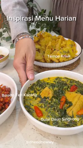 Assalamualaikum  Lauk yang bikin boros nasi. Tempe kriuk nya enak untuk lauk ataupun di cocol sambal kecap. Kriuk nya pas ... Yuk di coba  #masakanrumahan #masakansederhana #tempekriuk_satset  #bumbuajaib  #resepsatset_rudy