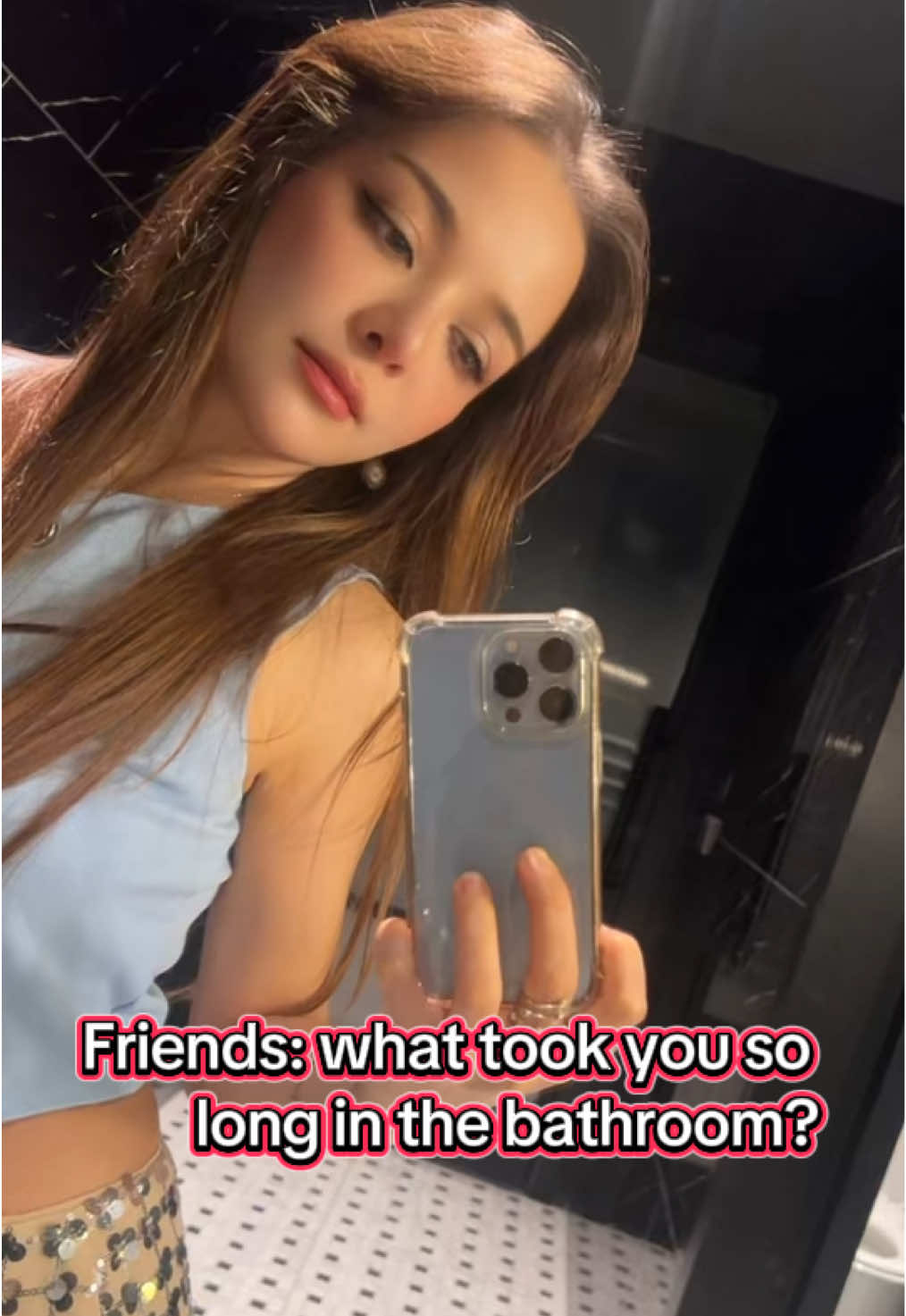 อย่าถามว่าทำไมไปห้องนำ้นานจั่ง😆 #bathroomdance #girling #girlswillbegirls 