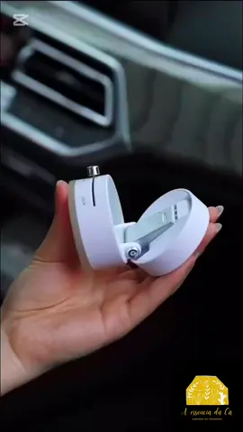 Dirigir com segurança e praticidade nunca foi tão fácil! 🚗📱 Apresentamos o Suporte Magnético H’maston CJ-53: o acessório que seu carro precisa para transformar cada viagem em uma experiência perfeita! ✅ 360º de liberdade: Posicione seu celular no ângulo perfeito para navegação, vídeos ou chamadas. ✅ Forte aderência magnética: Segura seu dispositivo com total segurança, mesmo nas curvas mais fechadas. ✅ Instalação super fácil: Ajuste e esqueça! Prático para o dia a dia. Chega de ficar procurando onde apoiar o celular! Tenha tudo sob controle com um único gesto. Quer garantir o seu? 😍 ➡️ Solicite o link de compra na DM! E não perca as novidades: ▶️ Curta o vídeo e compartilha com aquele amigo que sempre está no trânsito! 🔹 Siga a página @aessenciadaca 🔹 Entre no grupo do WhatsApp pelo link na bio e fique por dentro das ofertas.