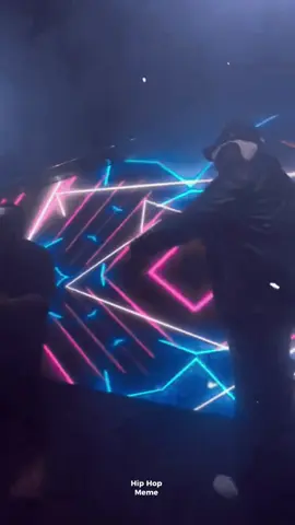 ස්මෝකා on fire 🔥🤍 #raawaya #kevinsmokio #ramesesreezy #hiphopmeme 