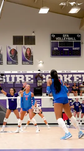 Glad she’s on our team 🤯 @Malaya #ncaavolleyball #volleyball #d1 #ditl #smu 