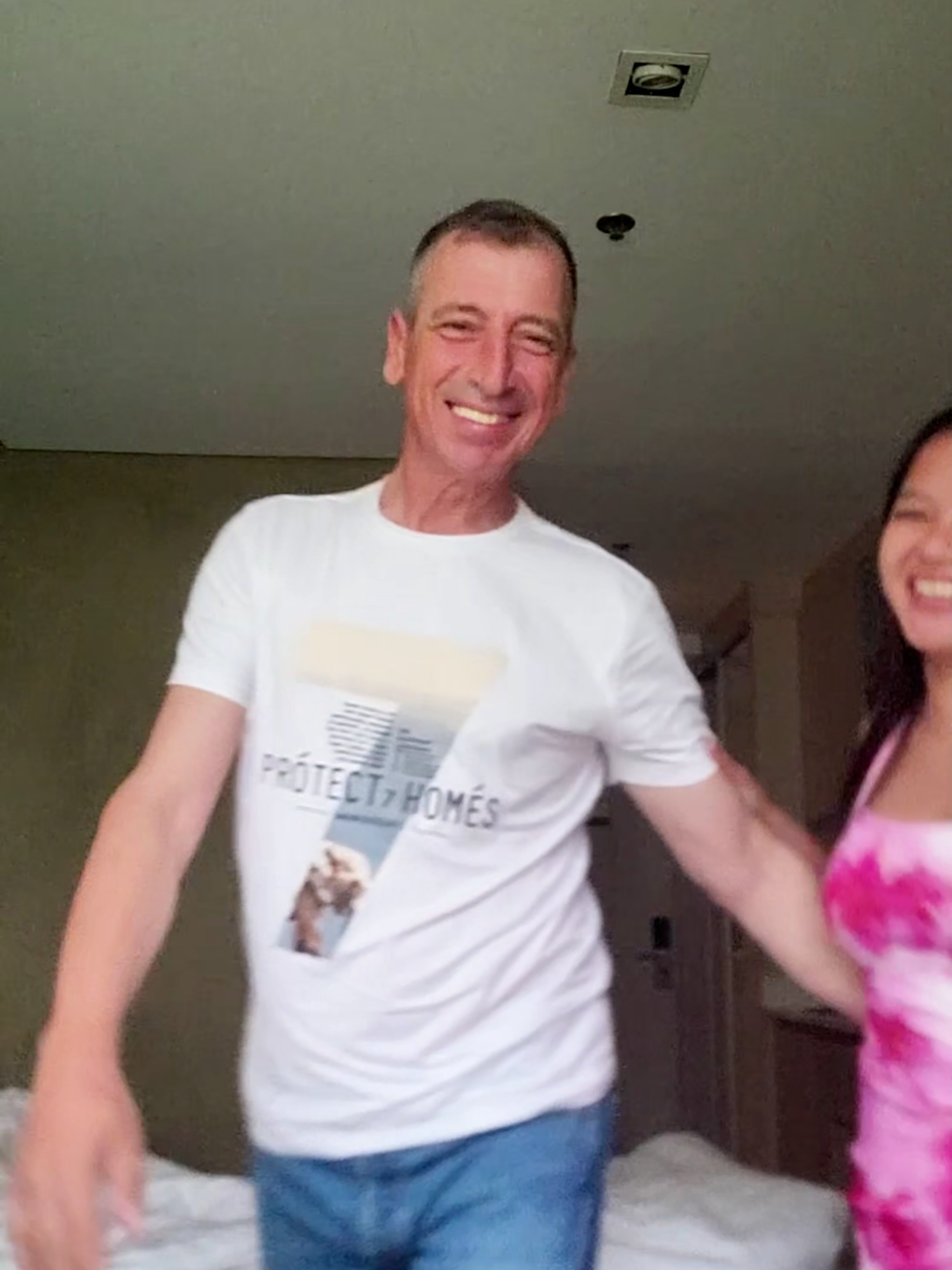 Happiness Starts With You 💍 Like diamonds, real happiness shines brighter when shared with the right one. 💎❤️ Tag your diamond 💎👇 #TrueHappiness #RightOne #LoveGoals