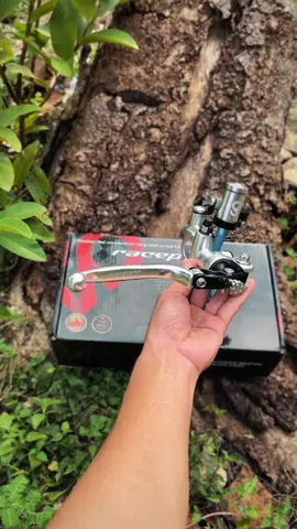 Master rem dana pelajar warna silver sudah ready stok terbatas #promogajian #racepro #masterrem #raceprogt1 #gajiansale #modifikasi #modifikasimotor #fypシ゚ 