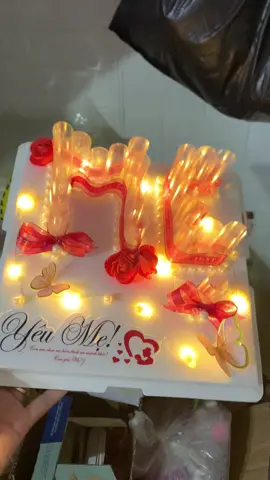 Hộp quà chữ mẹ chưat bao giờ hết hot ạ,tông đỏ đô nhiều người rất thích 🥰#20-10#happybirthday #mẹ yêu 