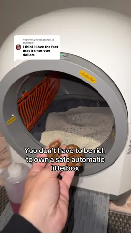 Replying to @_yellow_orange__ so safe and easy to maintain!  #automaticlitterbox #selfcleaninglitterbox #litterbox #tiktokshoprestock 