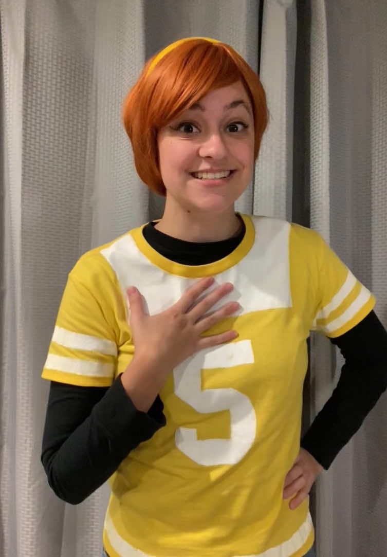 She’s such a cutie patootie #apriloneil #apriloneilcosplay #apriloneil2012 #tmnt2012 #tmntcosplay 