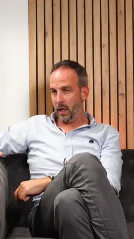 Los COCHES y los SEGUROS... con un PERITO | luisfer_peritocabron en Al Corte Podcast