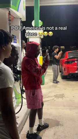 Ich habe auch täglich ein Dudelsack mit mir😂😂😭 @Brodythebagpiper #fürdich #america #cantbereal #dudelsack #Usa 