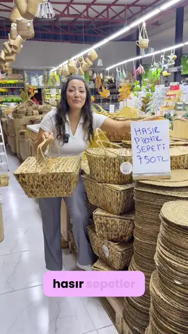 Burası @madam_home_esenyurt !*ücretsizreklam 20 Eylül Cumartesi günü 1.yılına özel inanılmaz indirimler olacak!😍Bu fiyatlar şaka değiiiiiilll!❤️😍 10TL’ye sakız alamıyorken hasır sepet alacaksınız😅 Adres:  Zafer mahallesi doğan araslı caddesi no 95 ESENYURT/İSTANBUL   — FLO YANI— Istanbul, Turkey 📍  @madam_home_outlet 