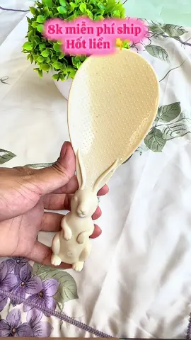 Muỗng xới cơm 8k miễn phí ship #muoixoicomkhongdinh #muoixoicom #muongxoicom #giadungtienich #mebey  @Mẹ bé Ý  @Mẹ bé Ý  @Mẹ bé Ý 