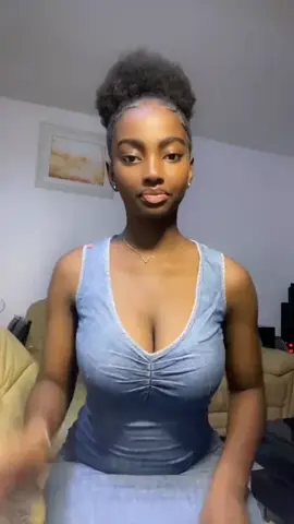 @𝓜𝓪𝓻𝓲𝓪𝓶🇳🇬|🇸🇳  - #BeautéSénégalaise   - #FillesDuSénégal   - #SénégalQueen   - #TopBeautéSN  