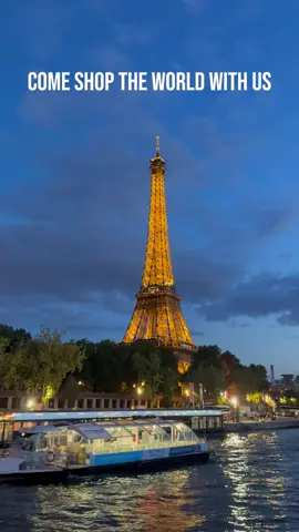 Fox’s ✈️ Paris - our buyers are on the hunt for the next must-have pieces  #paris #buyer #fashionbusiness #fashionbuyer #parisfashion 