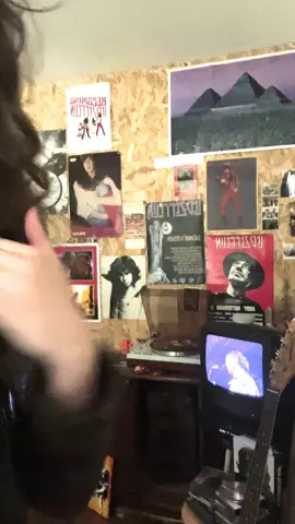 #foryou #foryoupage #80s #diedinyourarms #80smusic 