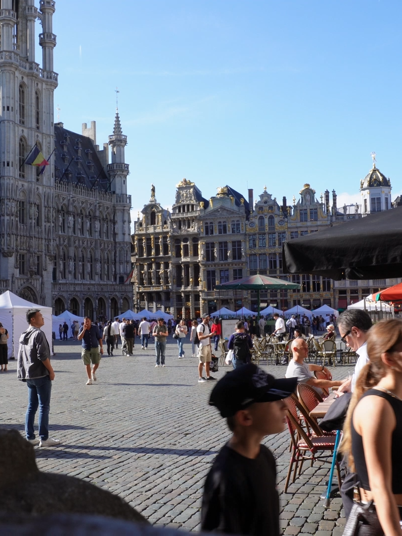 ამ ვიდეში არის რაღაც რაც უცნაურია თუ იპოვნი დაეწერე კომენტარებში