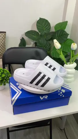 Dép bánh mì ba sọc bản mới #depbanhmi #xuhuong #thinhhanh #fyp 