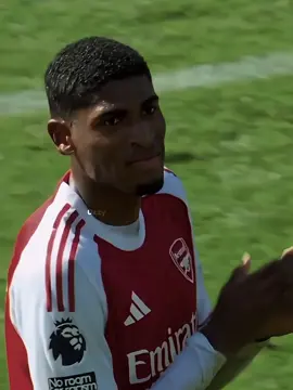 Who would you prefer to play in the Manchester City match — Saliba or Mosquera?#Arsenal #arsenalfans #gunners #goatkaarsenal #arsenalfamily♥️⚪️☠️ 