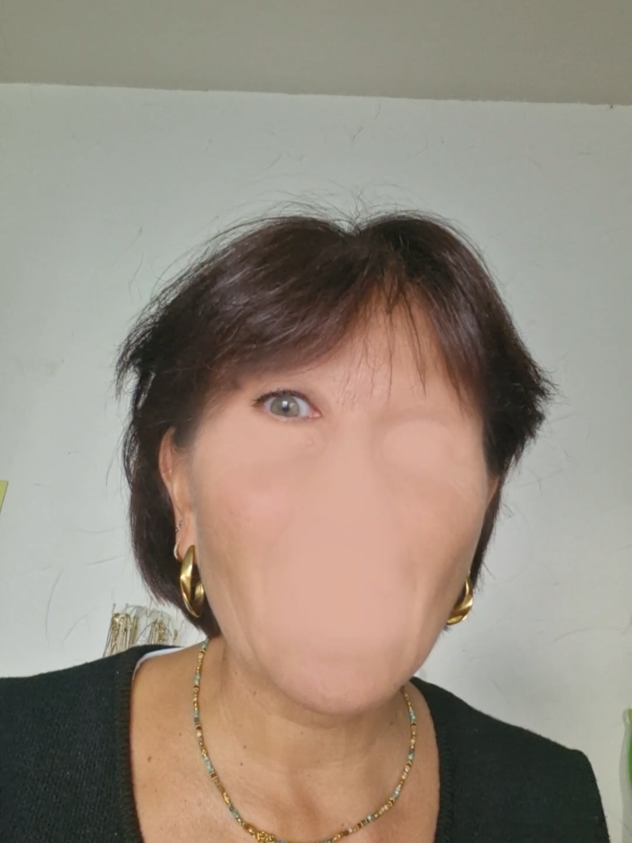 Elle étais tellement bien partie 😂  @anouchka #pourtoi 