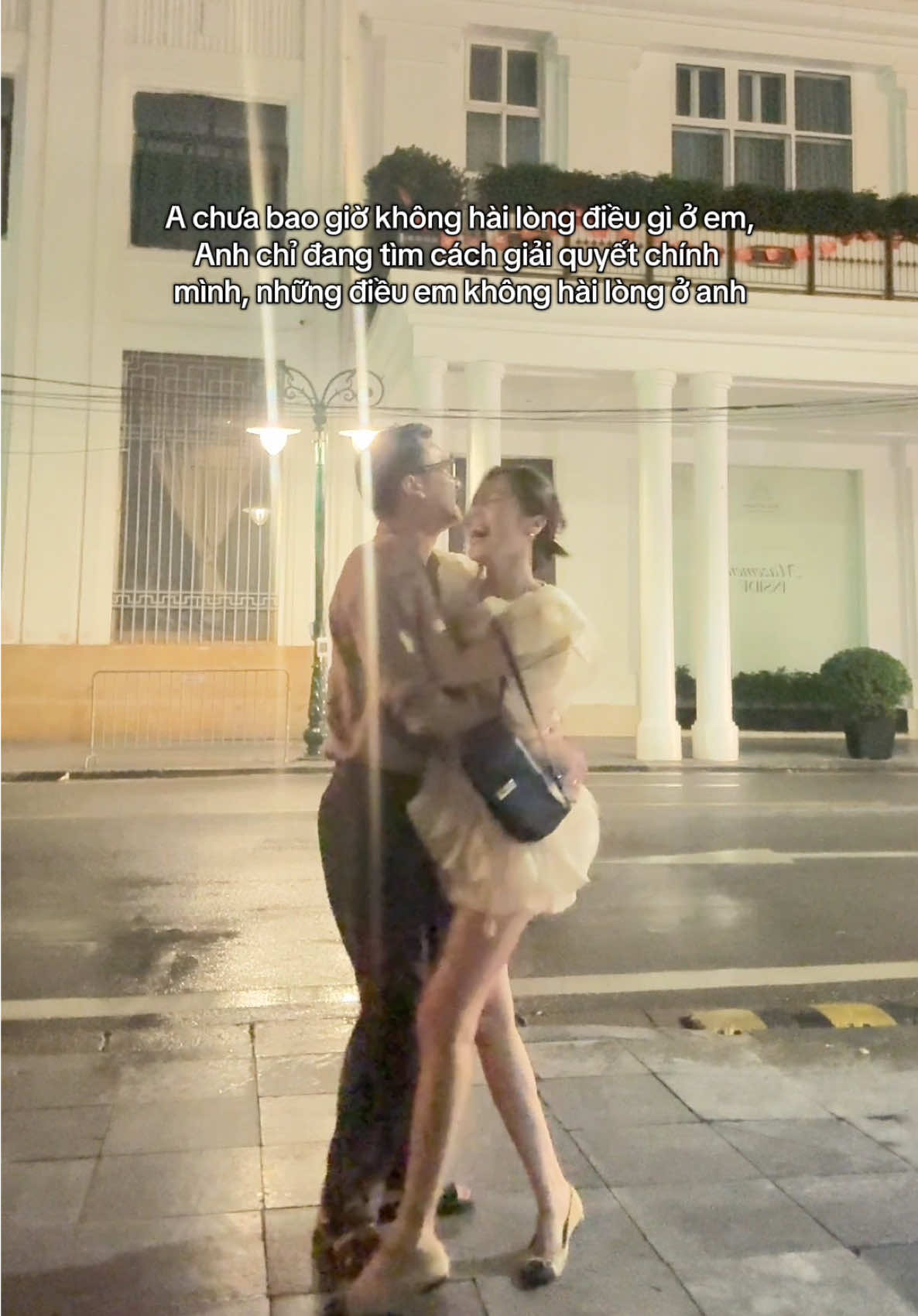 A chưa bao giờ không hài lòng điều gì ở em, Anh chỉ đang tìm cách giải quyết chính  mình, những điều em không hài lòng ở anh#datvalinh 