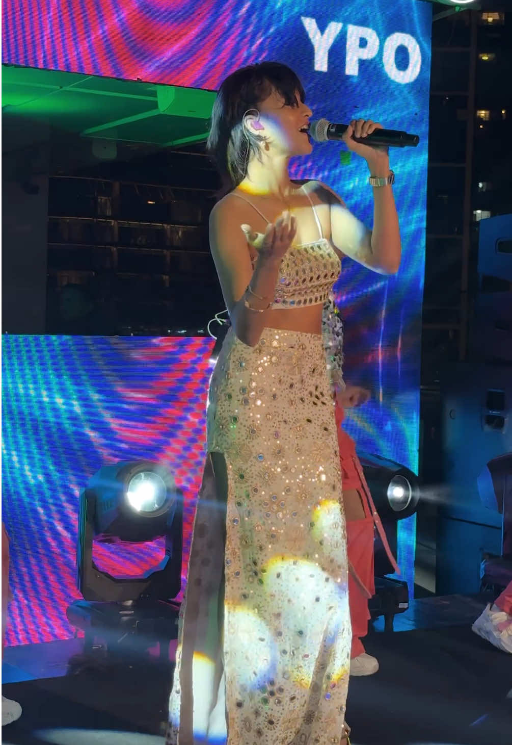 Bollywood Mash Up Live in Colombo!! 💗 Go check out the full Mash Up on YouTube  Wardrobe: @LOVI Ceylon  #yohanimusic #foryou #fyp