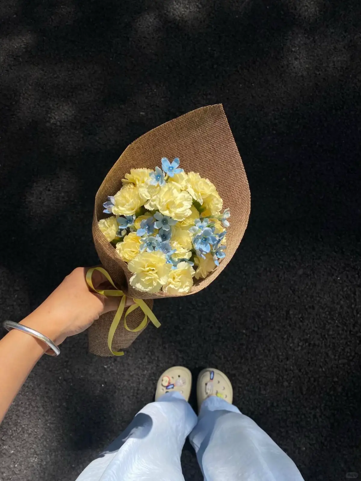 BIG FACT: Một bó hoa kèm một lời tỏ tình trực tiếp là điều tuyệt vời để bắt đầu một một mqh nghiêm túc .#fypシ #yeuhoa #flowers #trendflower #hoaxinh  