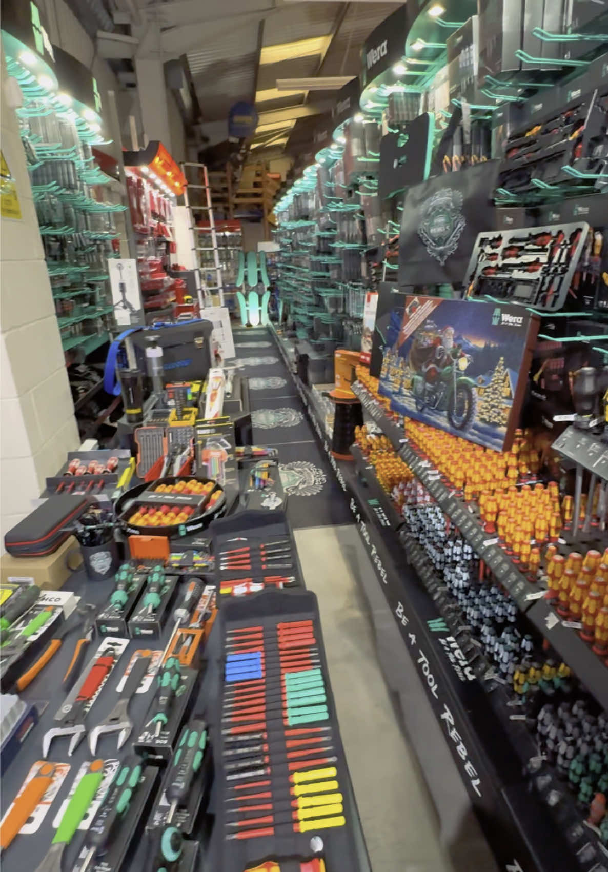 Join us for more Epic Times!! 7.30pm 19th September. Only at #Epictools 👊🏻😎🛠️ . . #tools #live #deals 