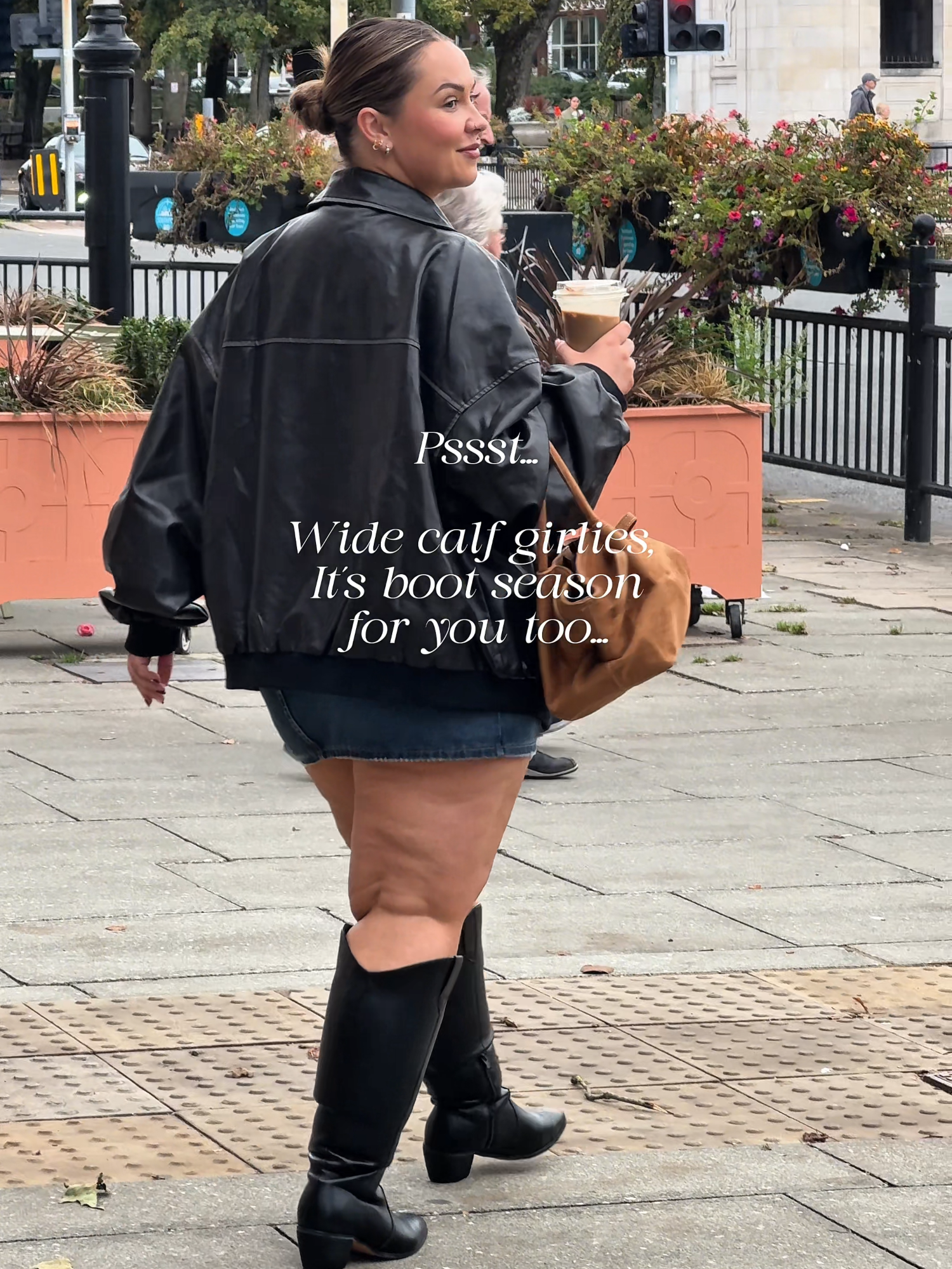 Wide calf girlies... This is your sign to grab yourself the most stunning boots for this Autumn 🍂🖤 #widecalf #widecalfboots #outfitoftheday #outfitinspo #boots #kneehighboots #blackboots #autumnal #autumnoutfitideas #plussizefashion #cowgirlbootsoutfit #musthave
