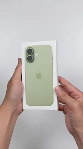 The iPhone 17 looks great in this Sage color! @apple 