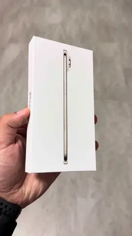 iPhone Air in “Light Gold”  #Tech #techtok #fyp #apple #iphone17 