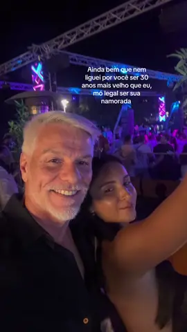 Ainda bem ❤️#casal #homemmaisvelho #couplestiktok #relacionamento 